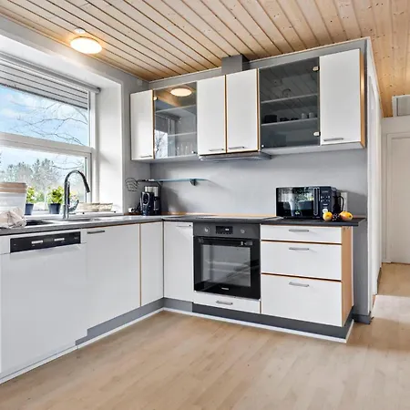 3 Bedroom Stunning In Fårvang
