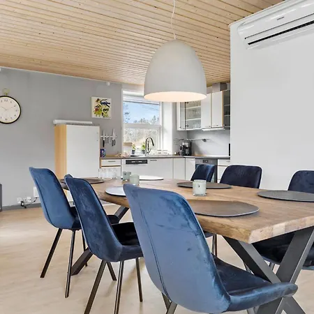 Vakantiehuis 3 Bedroom Stunning In Fårvang