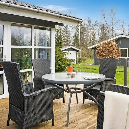 3 Bedroom Stunning In Fårvang