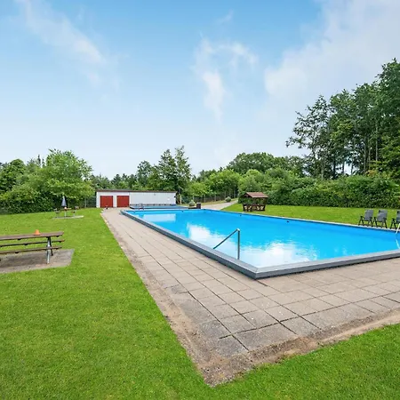 3 Bedroom Stunning In Prázdninový dům *