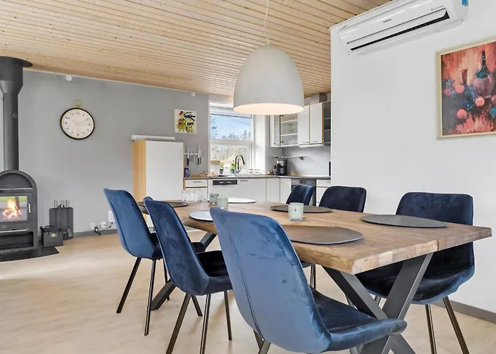 Casa de Férias 3 Bedroom Stunning In Fårvang