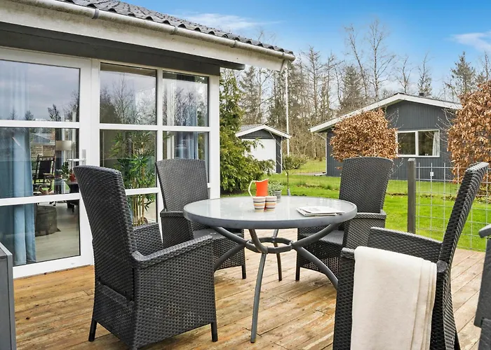 3 Bedroom Stunning In Fårvang